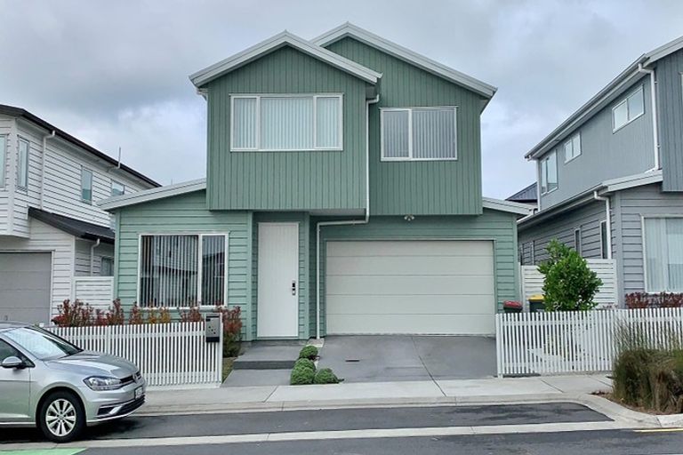 Photo of property in 12 Roa Avenue, Hobsonville, Auckland, 0616