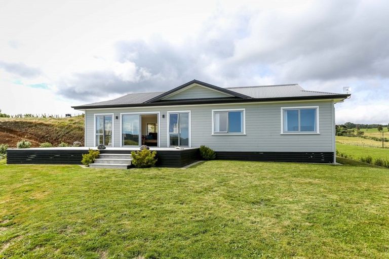 Photo of property in 539 Upper Pitone Road, Pitone, New Plymouth, 4374