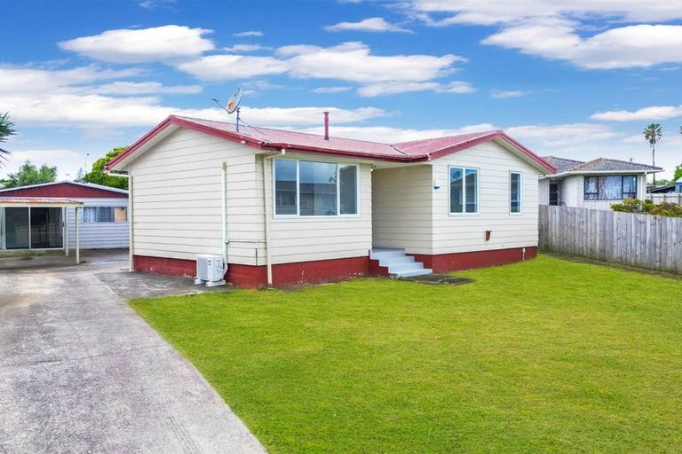 Photo of property in 73 Calthorp Close, Favona, Auckland, 2024