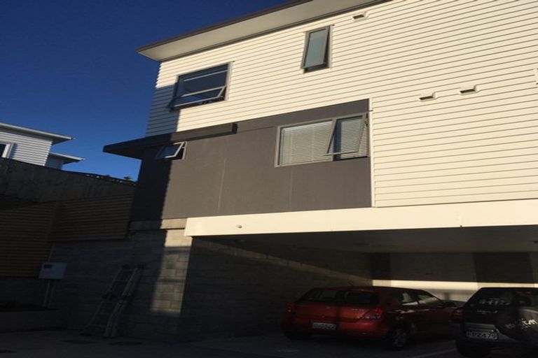 Photo of property in 30u9 Monowai Road, Johnsonville, Wellington, 6037