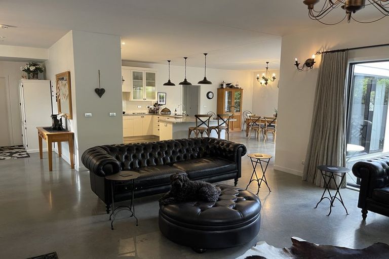 Photo of property in 14 Lakeview Terrace, Taradale, Napier, 4112