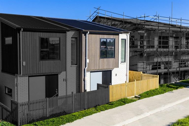 Photo of property in 164 Kerepi Street, Westgate, 0814