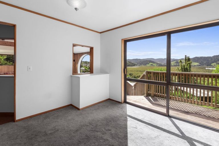 Photo of property in 66 Beach Road, Onerahi, Whangarei, 0110