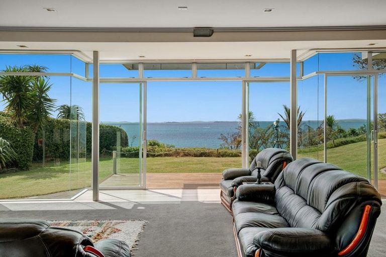 Photo of property in 859 Whangaparaoa Road, Manly, Whangaparaoa, 0930