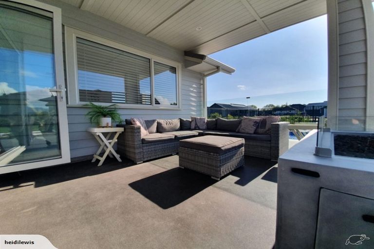 Photo of property in 32 Mike Smith Drive, Cambridge, 3434