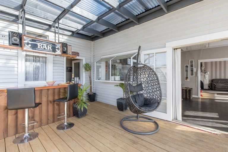 Photo of property in 2 Manila Street, Dannevirke, 4930