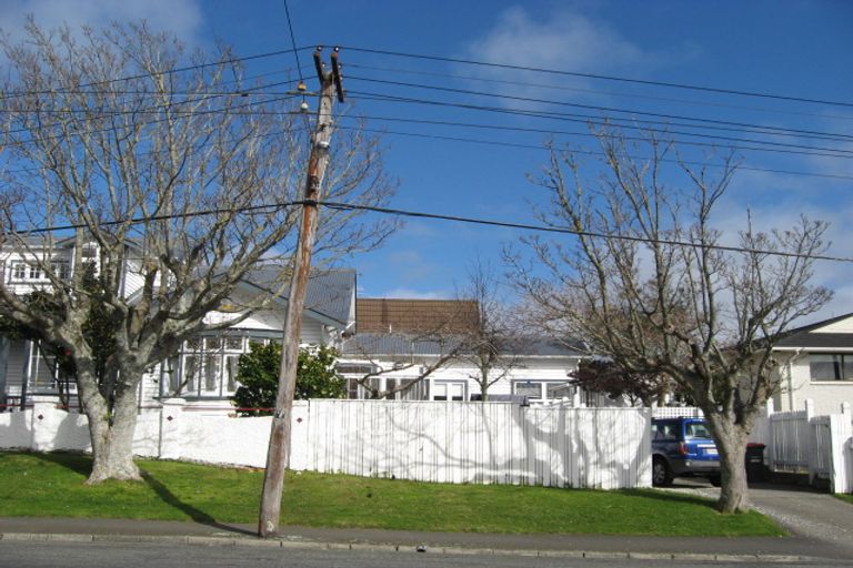 Photo of property in 1 Chamberlain Road, Karori, Wellington, 6012