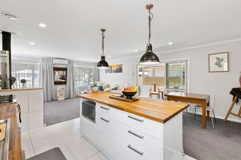 Photo of property in 60 Konini Street, Wainuiomata, Lower Hutt, 5014