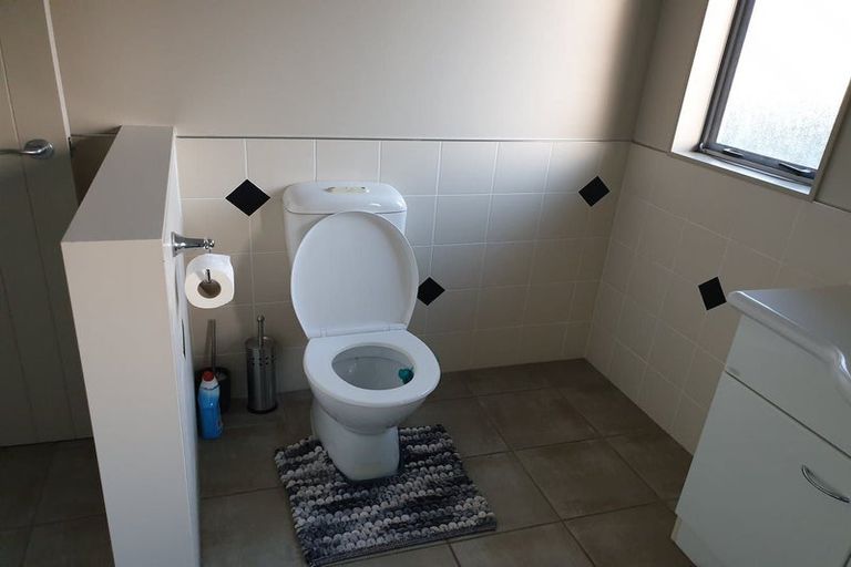 Photo of property in 10 Consort Close, Paraparaumu Beach, Paraparaumu, 5032