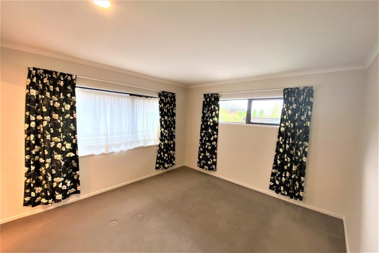 Photo of property in 19 Lightbody Lane, Wigram, Christchurch, 8042