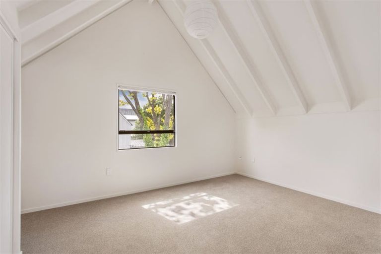 Photo of property in 99 Mandeville Street, Riccarton, Christchurch, 8011