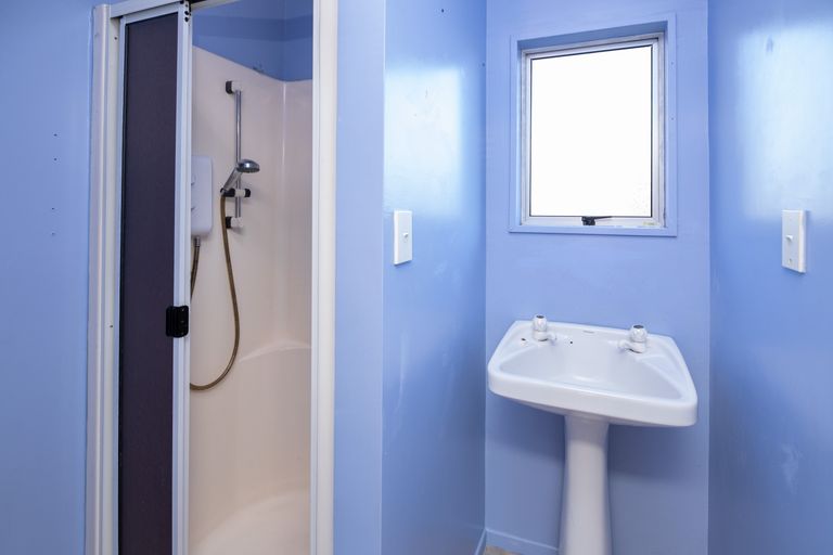 Photo of property in 2/5 Frome Place, St Albans, Christchurch, 8052