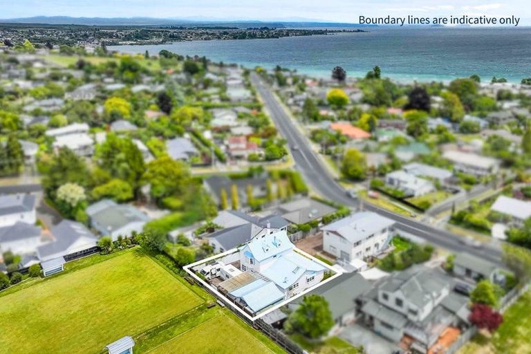 Photo of property in 44 Mere Road, Taupo, 3330