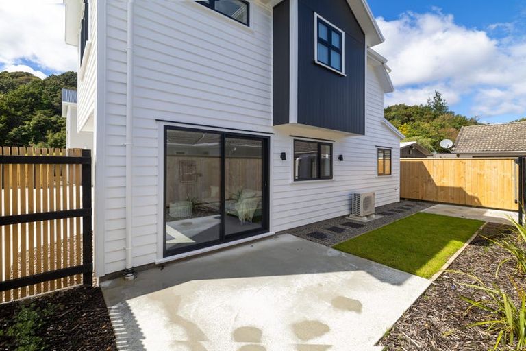 Photo of property in 105 Main Road, Wainuiomata, Lower Hutt, 5014