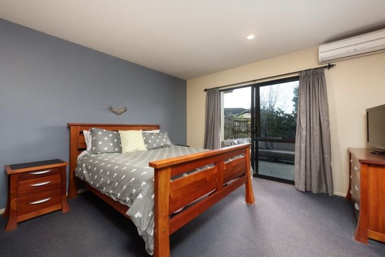 Photo of property in 22 Madeleine Terrace, Papamoa Beach, Papamoa, 3118