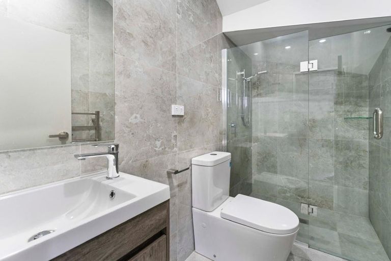 Photo of property in 5f Deveron Road, Manurewa, Auckland, 2102