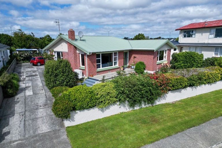 Photo of property in 17 Highfield Terrace, Newfield, Invercargill, 9812