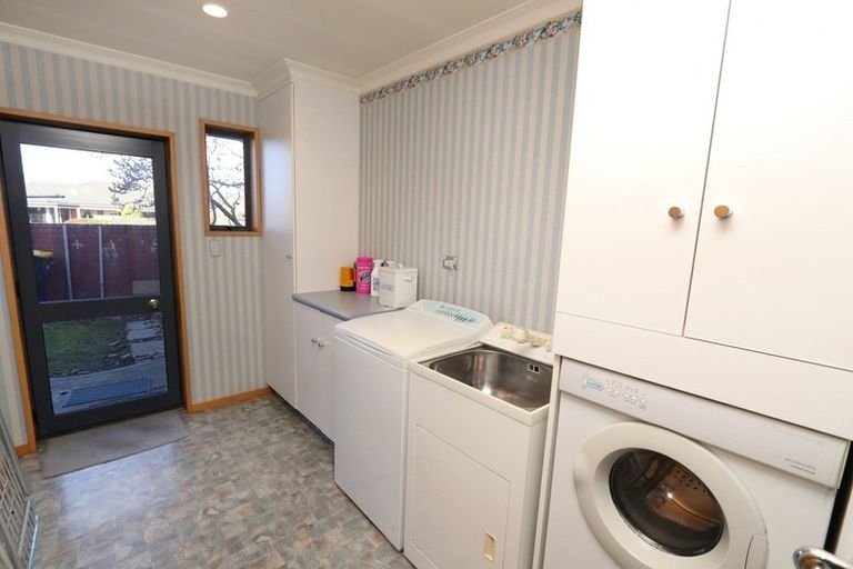 Photo of property in 83 Park Street, Ashburton, 7700