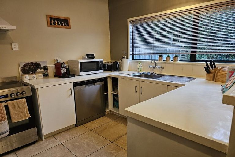 Photo of property in 53f3 Dominion Park Street, Johnsonville, Wellington, 6037