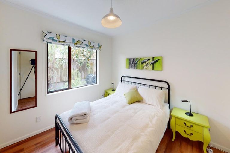 Photo of property in 11a Rangitane Street, Palmerston North, 4414