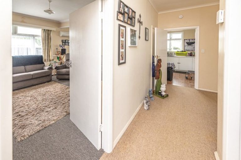 Photo of property in 42 Caffray Avenue, Aramoho, Whanganui, 4500