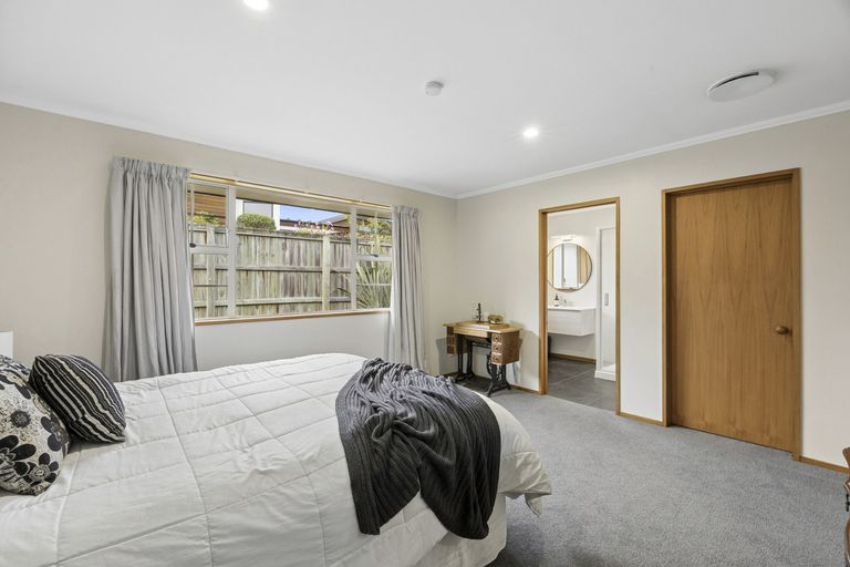 Photo of property in 33 Howorth Road, Fairfield, Dunedin, 9018