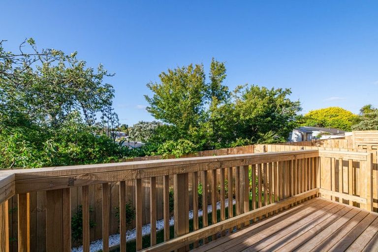 Photo of property in 36c Kaikoura Street, Henderson, Auckland, 0612