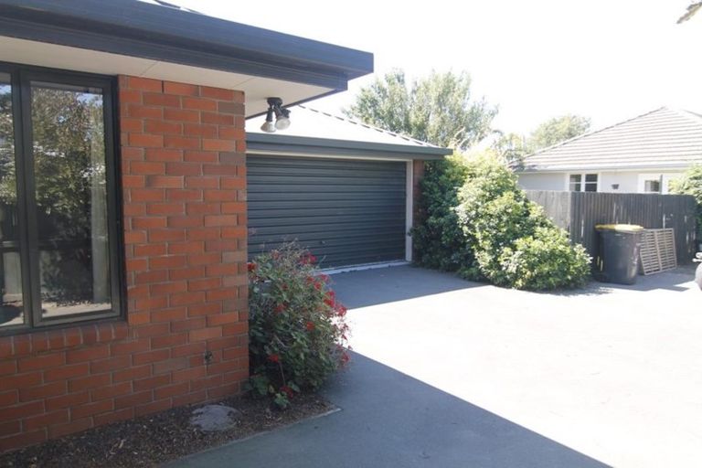 Photo of property in 31 Ballymena Drive, Belfast, Christchurch, 8051