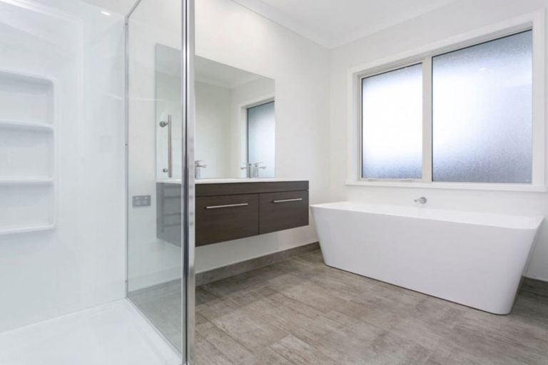 Photo of property in 8 Richards Street, Cambridge, 3434