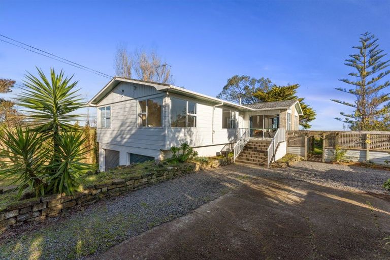 Photo of property in 17 East Way, Durie Hill, Whanganui, 4500