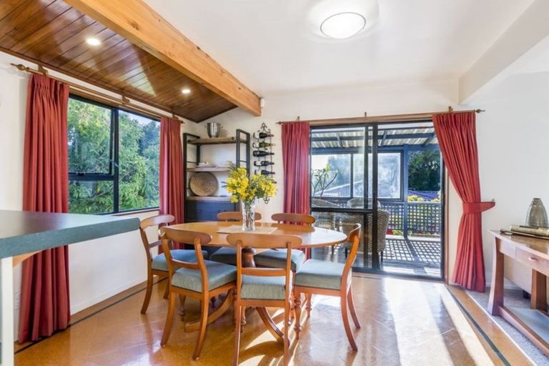 Photo of property in 14b Kaipatiki Road, Glenfield, Auckland, 0629