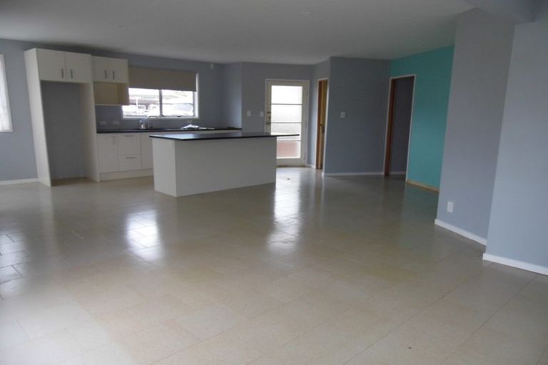 Photo of property in 120 Hillcrest Road, Papatoetoe, Auckland, 2025