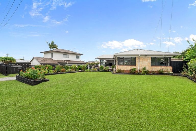 Photo of property in 15 Collie Street, Hillpark, Auckland, 2102