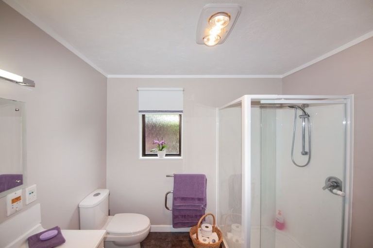Photo of property in 75 Halswater Drive, Churton Park, Wellington, 6037