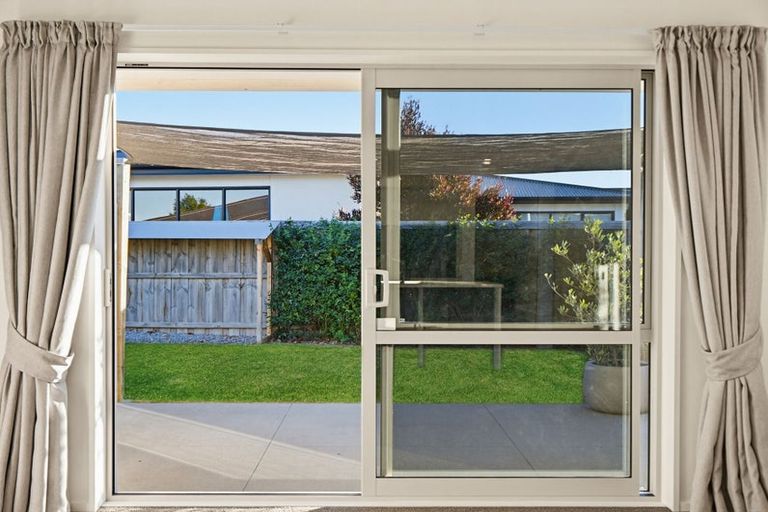 Photo of property in 4 Denton Street, Amberley, 7410