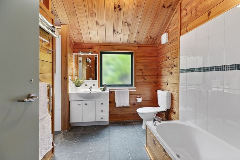 Photo of property in 19 The Masthead, Whitby, Porirua, 5024