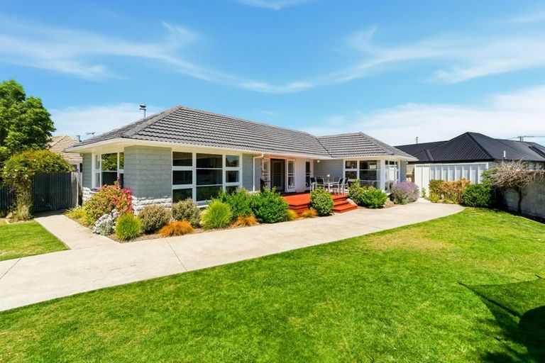 Photo of property in 75 Moffett Street, Islington, Christchurch, 8042