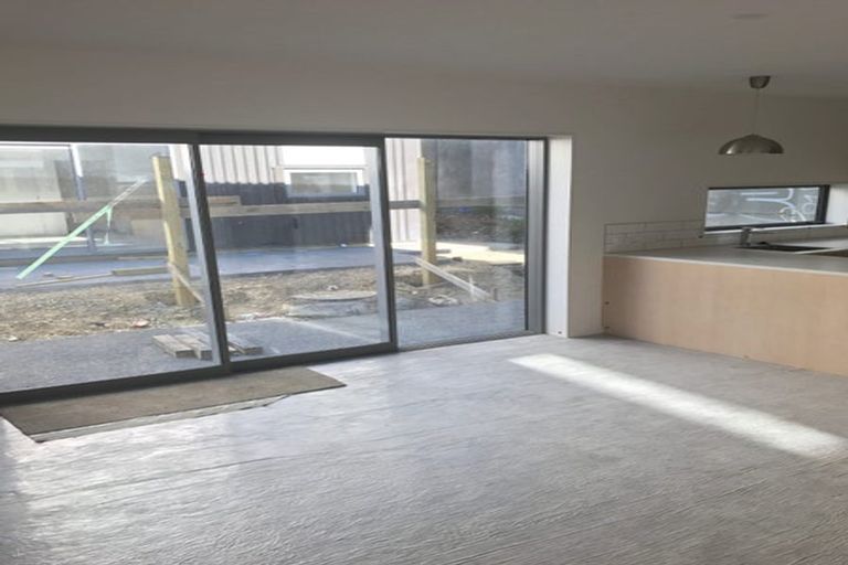 Photo of property in 7u7 Handyside Street, Tawa, Wellington, 5028
