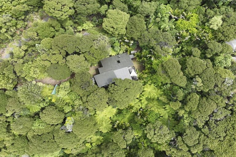 Photo of property in 126 Waihirere Drive, Tuateawa, Coromandel, 3583