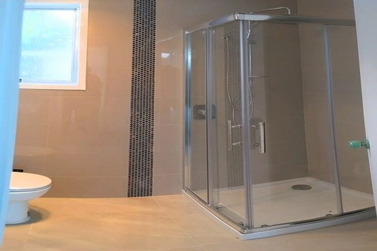 Photo of property in 20 Malmo Place, Massey, Auckland, 0614