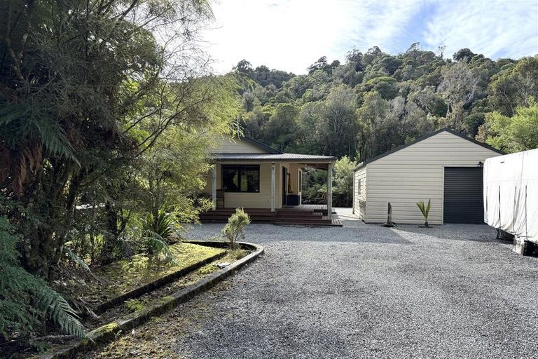Photo of property in 489 Rutherglen Road, Marsden, Greymouth, 7872