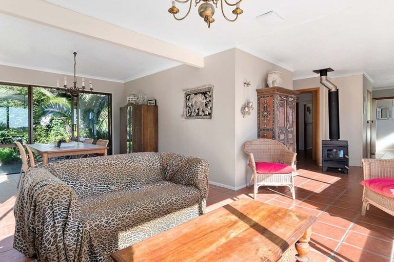 Photo of property in 30r Ngapeke Road, Welcome Bay, Tauranga, 3175