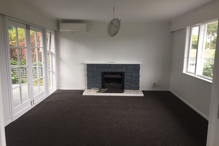 Photo of property in 3 Hilling Street, Titirangi, Auckland, 0604