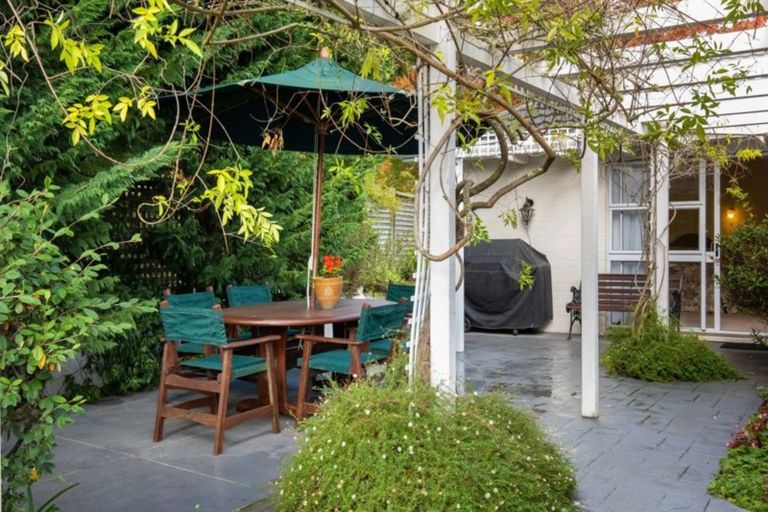 Photo of property in 4a Greenwood Road, Havelock North, 4130