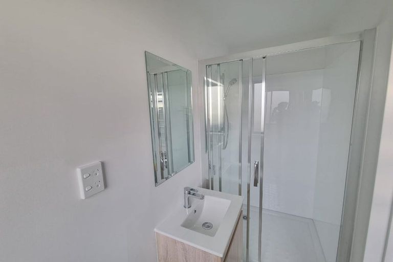 Photo of property in 80 Awatea Road, Hornby, Christchurch, 8025