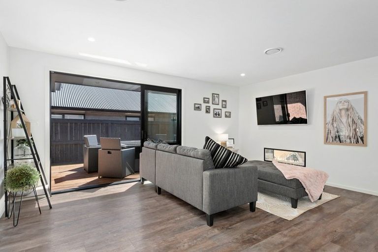 Photo of property in 28 Piata Street, Papamoa Beach, Papamoa, 3118