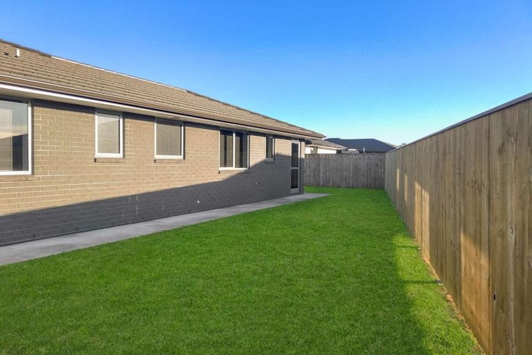 Photo of property in 35 Oldfield Lane, Marton, 4710