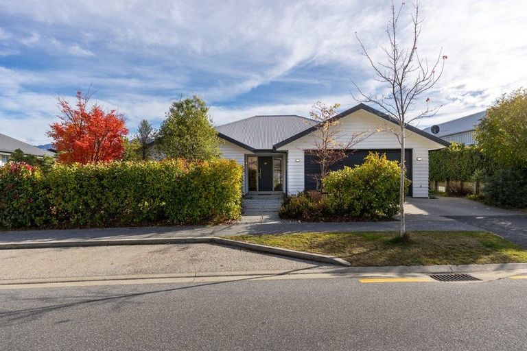 Photo of property in 51 Risinghurst Terrace, Lower Shotover, Queenstown, 9304
