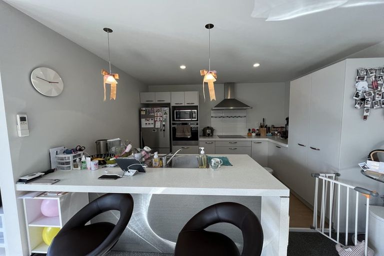 Photo of property in 11 Tangy Loch Lane, Broomfield, Christchurch, 8042