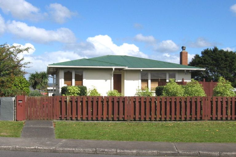 Photo of property in 54 Strid Road, Te Atatu South, Auckland, 0610